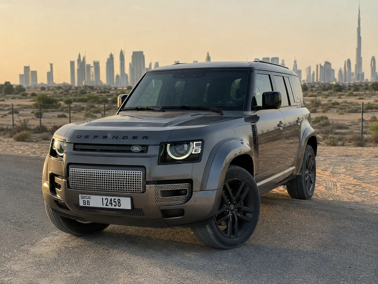 Land Rover Defender 2025