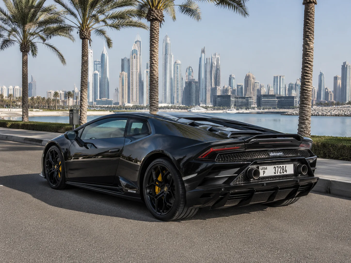 Dubai Airport Car Rental Guide: Pickup and Booking Checklist