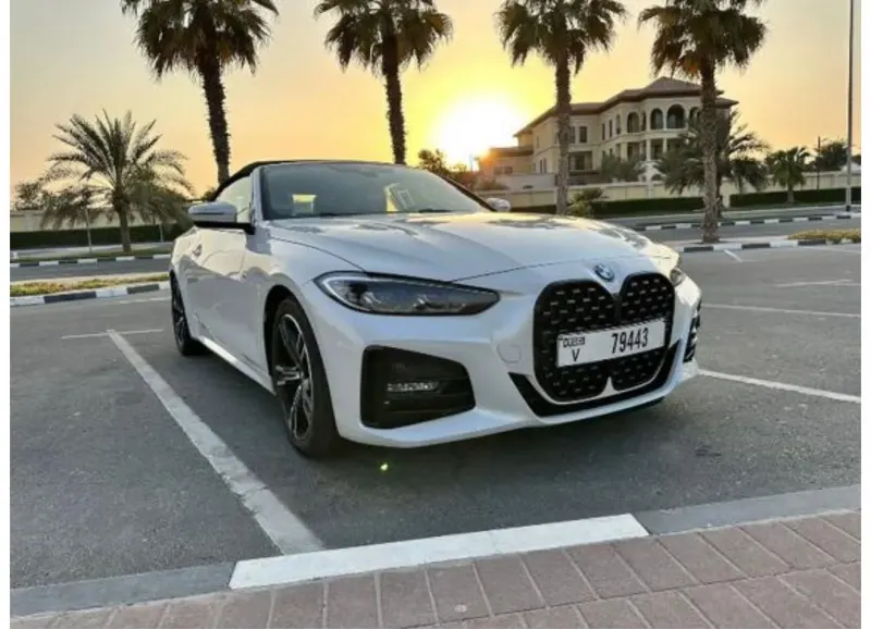 بي إم دبليو 420i Convertible 2024